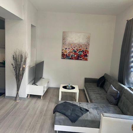 הולצמינדן Ferienwohnung Am Park מראה חיצוני תמונה